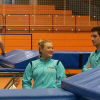 Laura und Tim beim Aufwärmen-Schwätzchen