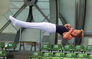 Louis Behre beim "Rudi" - ein Vorwärtssalto mit anderthalb Schrauben